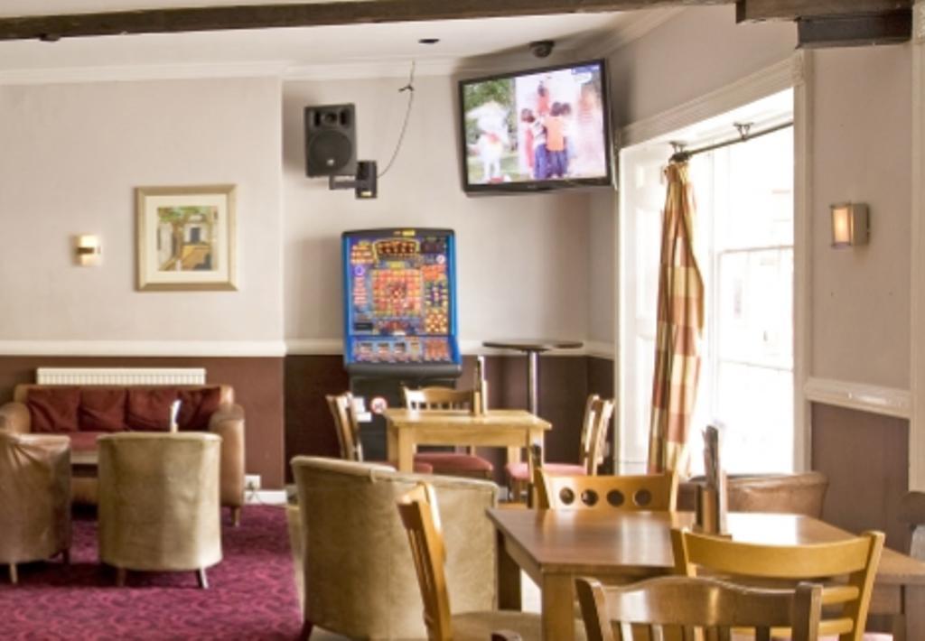 The Star And Garter Hotel Андовер Экстерьер фото